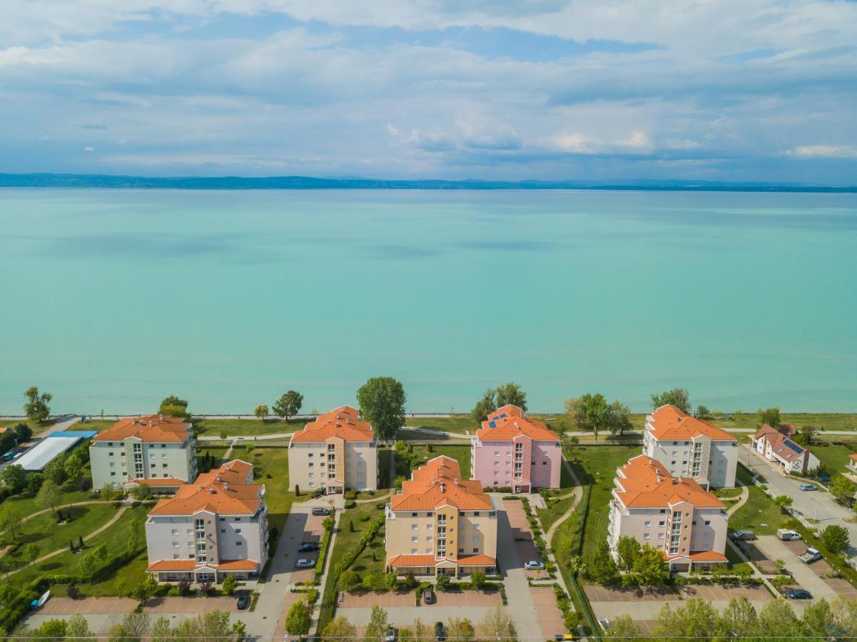Myflat Golden Coast Panorama Apartment Siofok Ngoại thất bức ảnh
